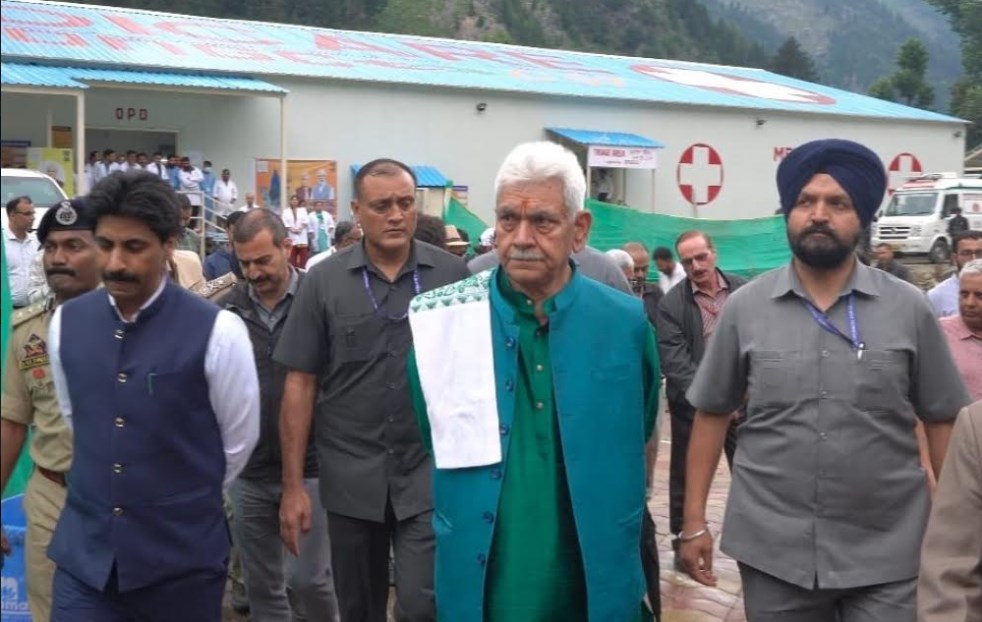Shri Amarnath Ji Yatra 2024: Lt Governor inspects arrangements made for pilgrims at Chandanwari base camp
