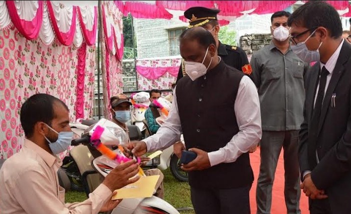 Lt Governor visits Poonch