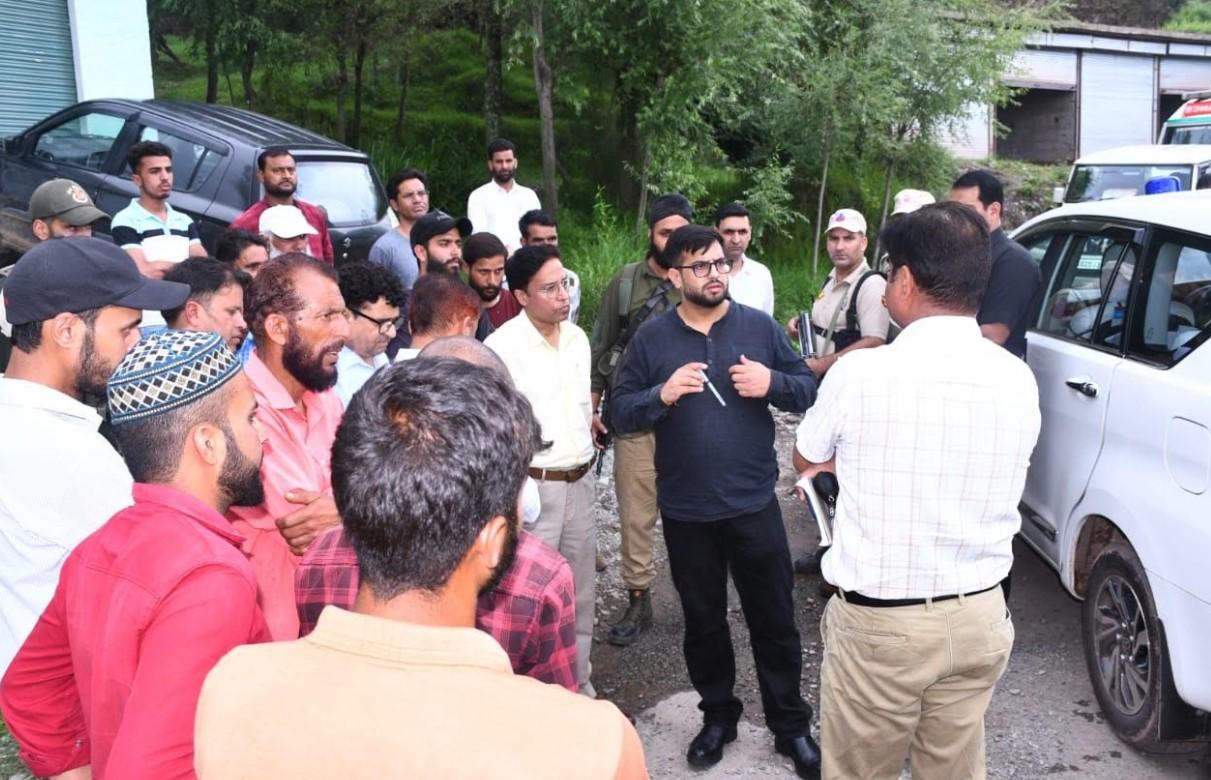 District administration Rajouri acts swiftly to contain gastroenteritis cases in Dhar Sakri