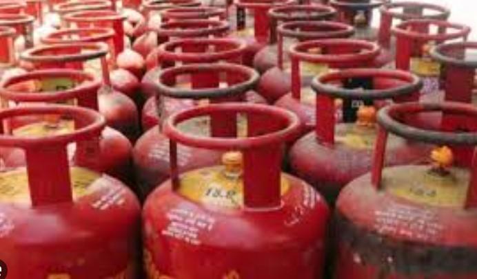 Commercial 19-kg LPG cylinder price slashed by Rs 58.50, no change in domestic cylinder rates