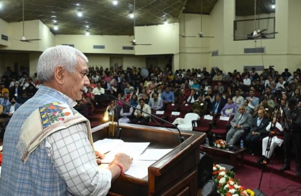 Youth hold boundless power to steer society and nation toward the future: LG Sinha