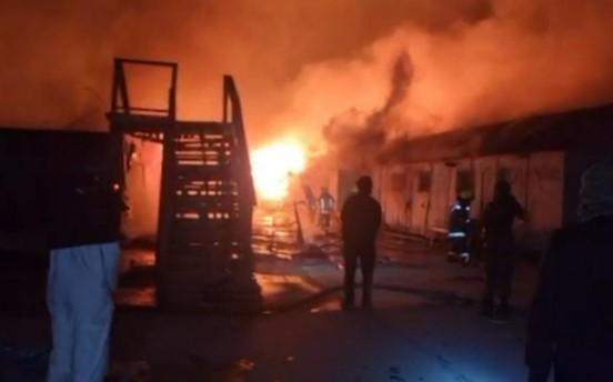 Pakistan airstrikes rock Kabul; Afghanistan claims 400 people killed in hospital attack