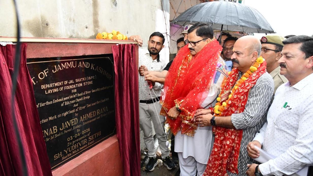 Rana lays foundation for Tawi embankment works; hails river as Jammu’s pride