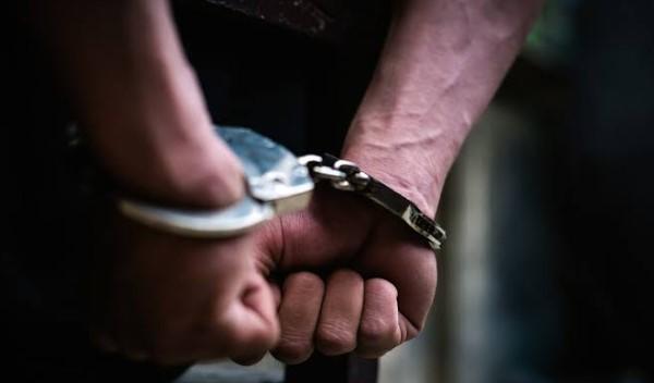 Police Say Notorious Drug Peddler Sent To Jail, Four Others Arrested With Narcotics In J&K