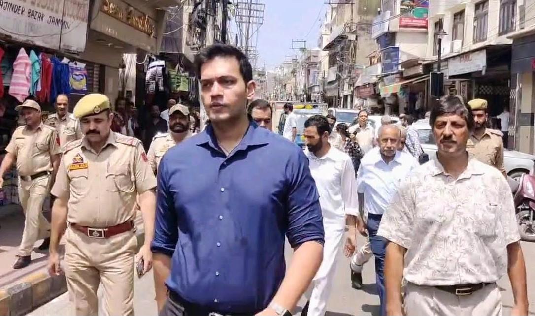 DM Jammu clears doubts on vehicle modification order