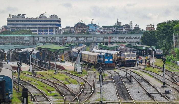 Jammu and Kashmir rains disrupt travel: 68 trains cancelled till September 30