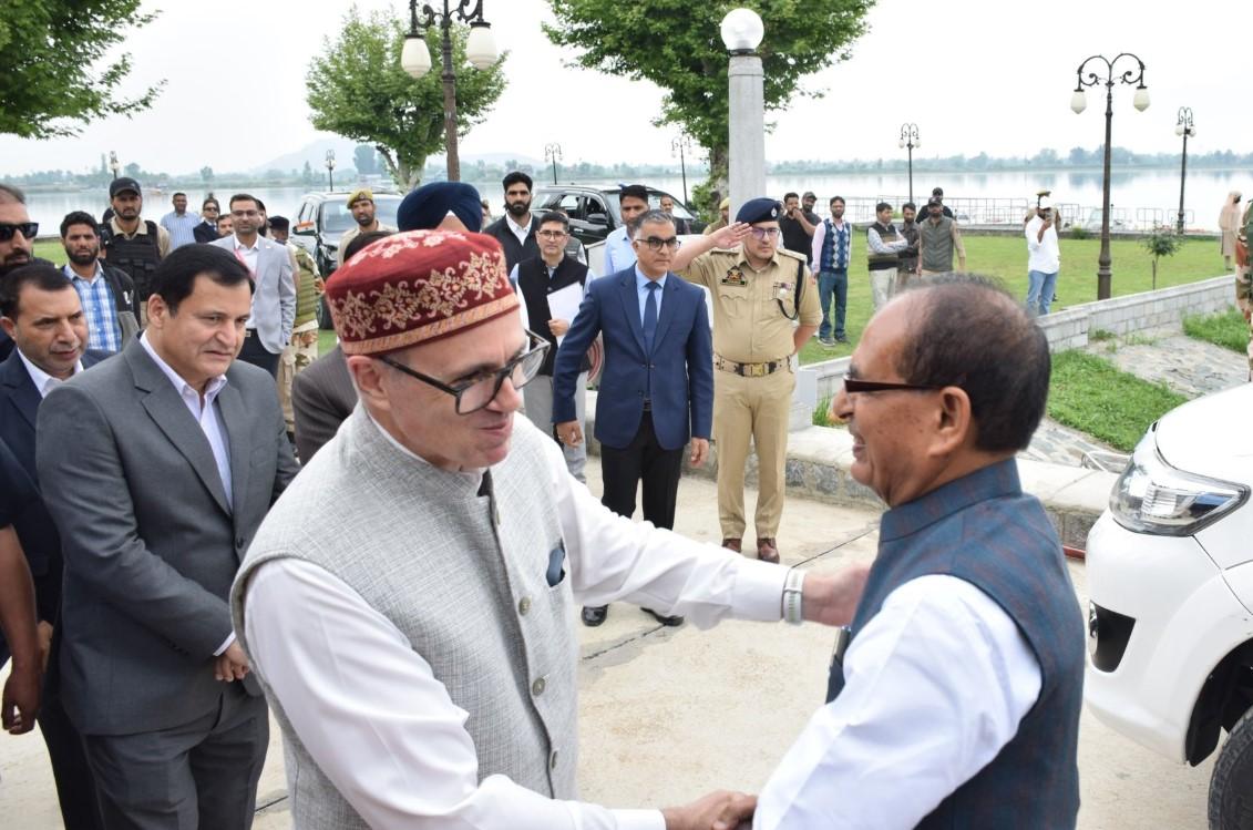 ‘Not wrong in calling you mama’: CM Abdullah lauds Shivraj Singh Chouhan