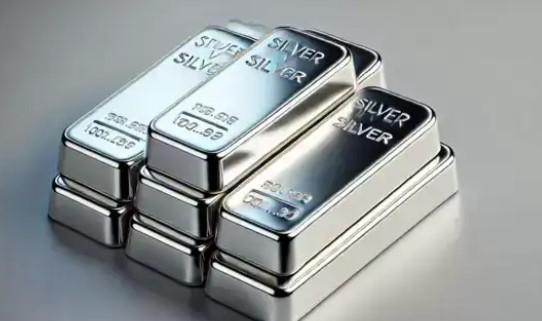 Silver prices hit record Rs 2 lakh per kg in futures trade amid strong global cues