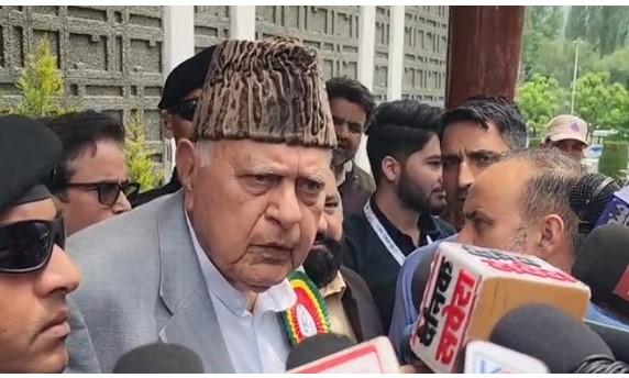 Farooq Abdullah Backs RSS Leader Hosabale On Dialogue with Pakistan