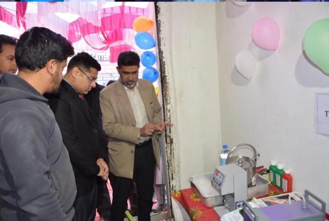 DC Poonch inaugurates two Automatic Milk Collection Units in Khanetar