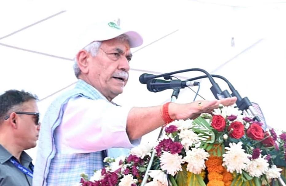 Prepare ‘Top Drug Peddlers’ lists at all Police Stations, take decisive action to dismantle drug networks within 30 days: LG to Police officials