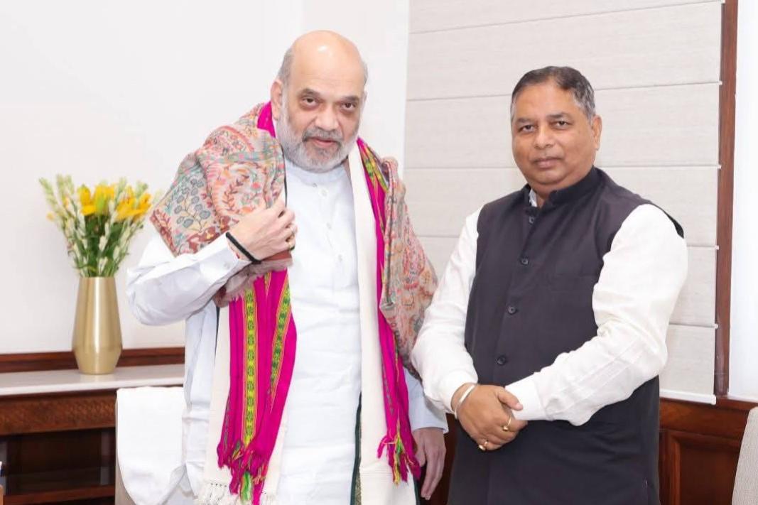 BJP J&K President Sat Sharma (CA) calls on Amit shah to discuss important issues related to J&K