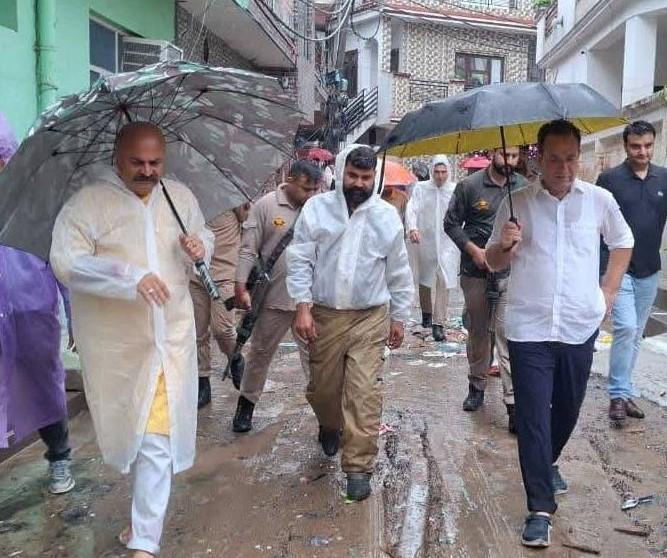 LoP Sunil Sharma tours flood hit areas of Jammu city, assures immediate relief