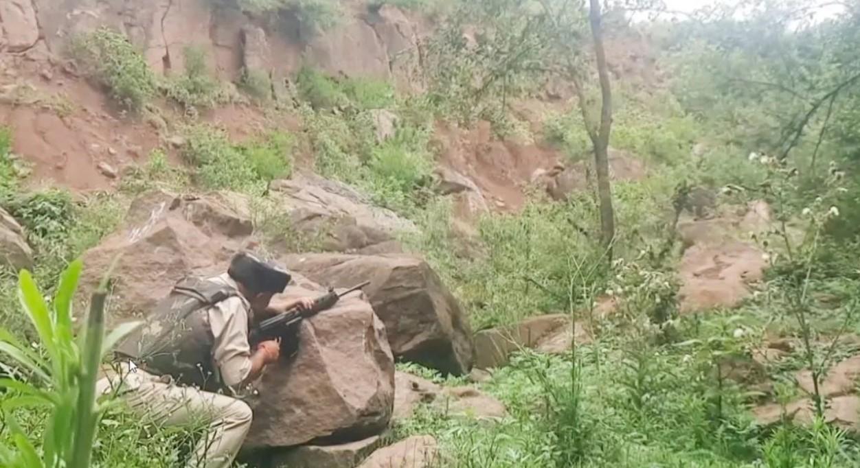 Search underway to track down 3 JeM terrorist in Udhampur, one killed