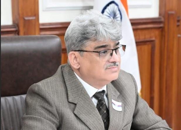 Chief Secy directs districts to fast-track establishment of JNVs, KVs across J&K