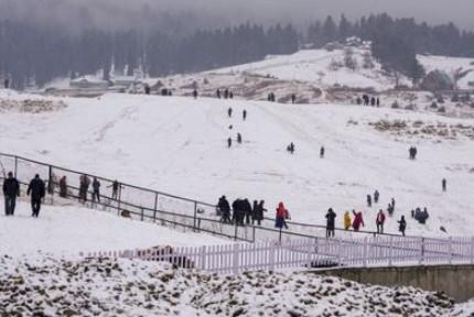 Valley witnesses sub-zero temperatures; Sonamarg coldest at minus 5.8°C