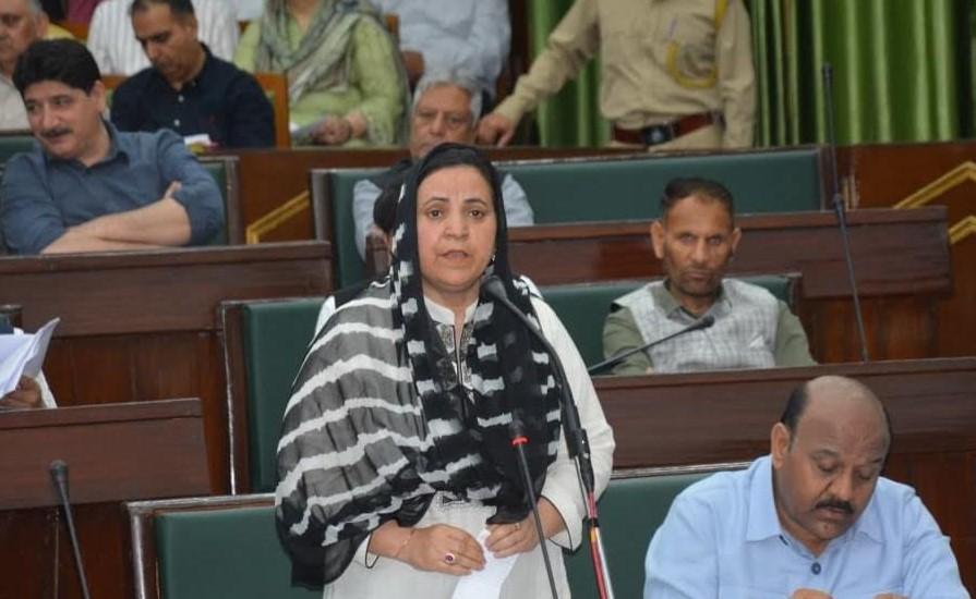 Govt endeavouring to boost J&K’s educational ecosystem: Sakeena Itoo