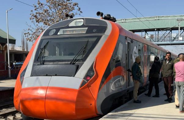 Jammu-Srinagar Vande Bharat Express Carries 45,000 Passengers in First 10 Days