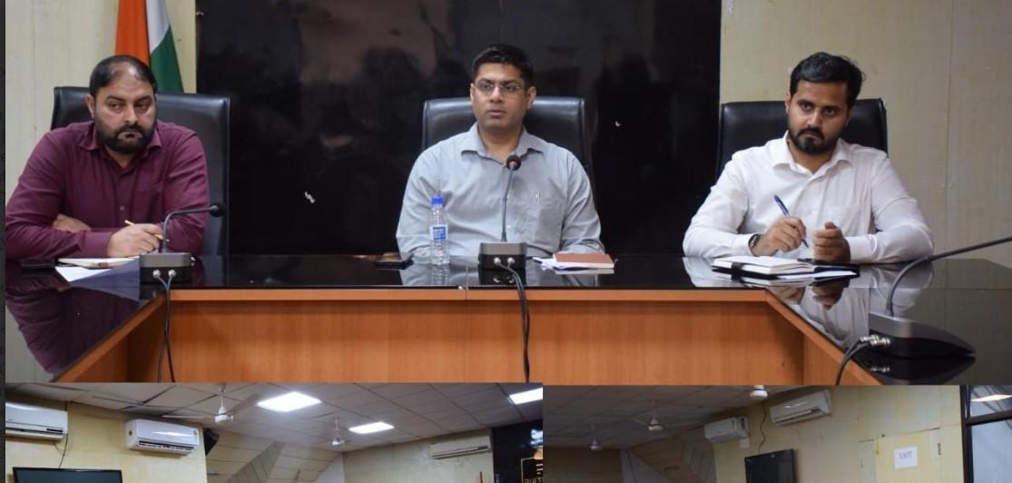 Poonch Administration steps up restoration of Essential Services, Supplies