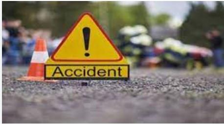 J&K: 30 injured as mini-bus turns turtle in Reasi