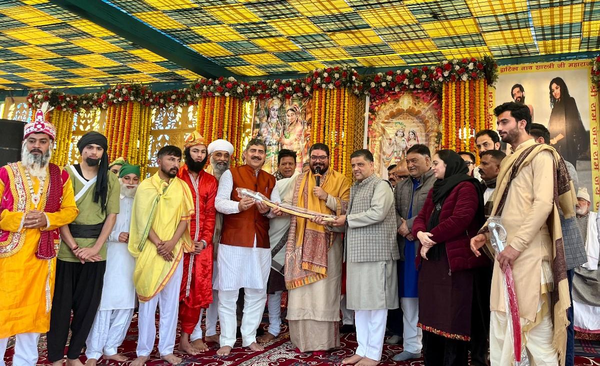 Jugal Kishore MP Paid Obeisance at Suanjana Holy Samadhi and Attends Gau Gopal Yagya