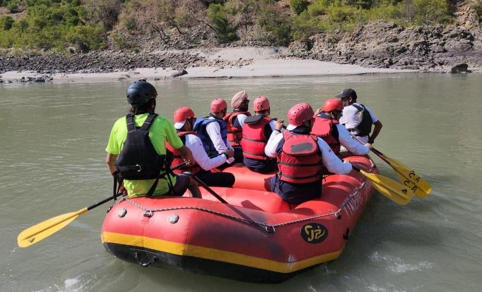 Div Com Jammu attends grand closing ceremony of 6th National Rafting Championship held at Shibnote, Doda