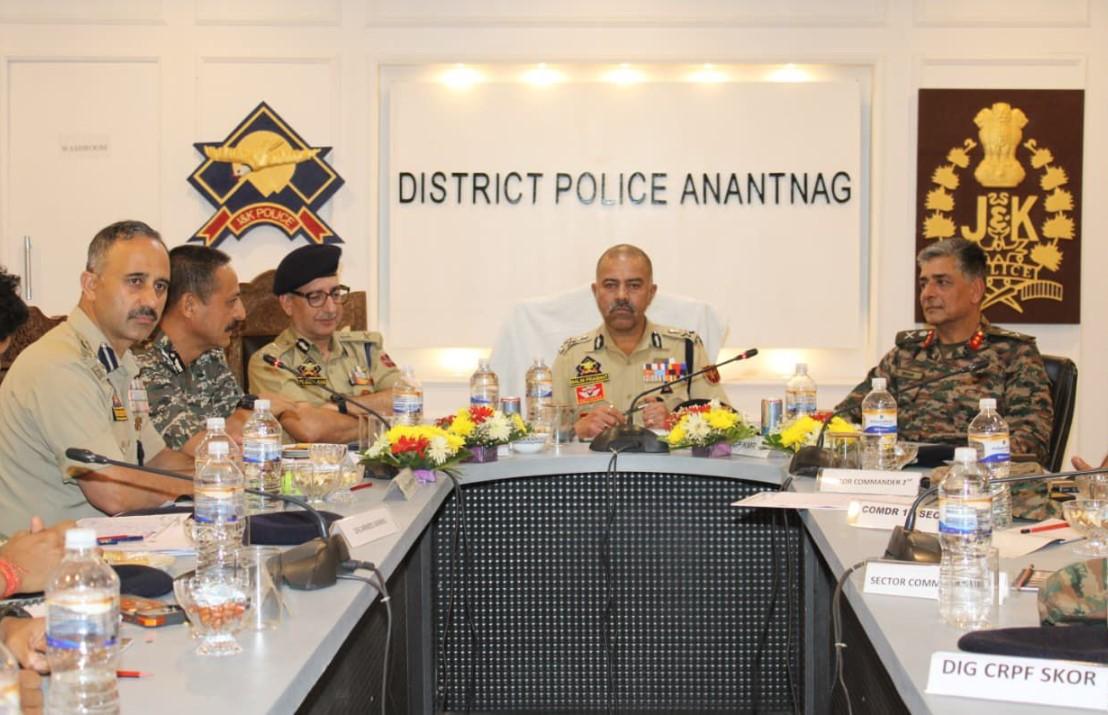 DGP Nalin Prabhat Reviews Security Preparedness for Amarnath Yatra 2026, Stresses Seamless Coordination Among Forces