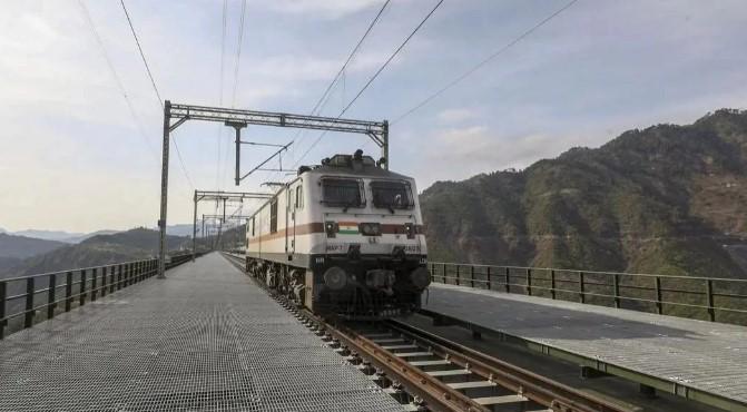Passenger coaches upgradation in Kashmir Valley to be completed by Aug 31: Centre