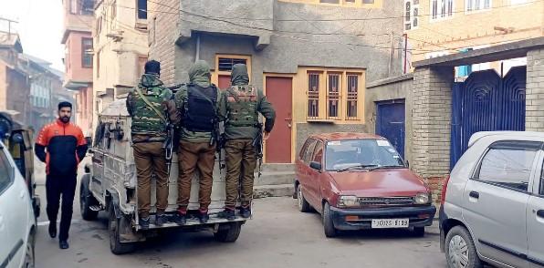 Terror module case: CIK raids doctor's home in J-K's Anantnag