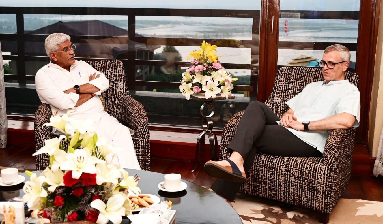 Held forward-looking discussion with J-K CM on tourism development: Shekhawat