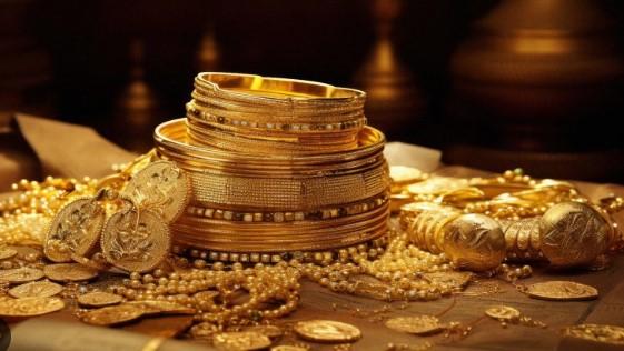 Gold touches new high for third consecutive day