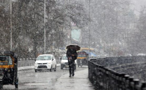 Jammu and Kashmir parts likely to receive rains, snow in next 24-hours: MeT