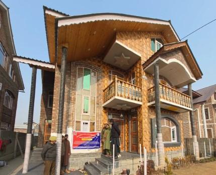 Srinagar Police attaches property of Notorious Drug Peddler worth Rs 2 Crores