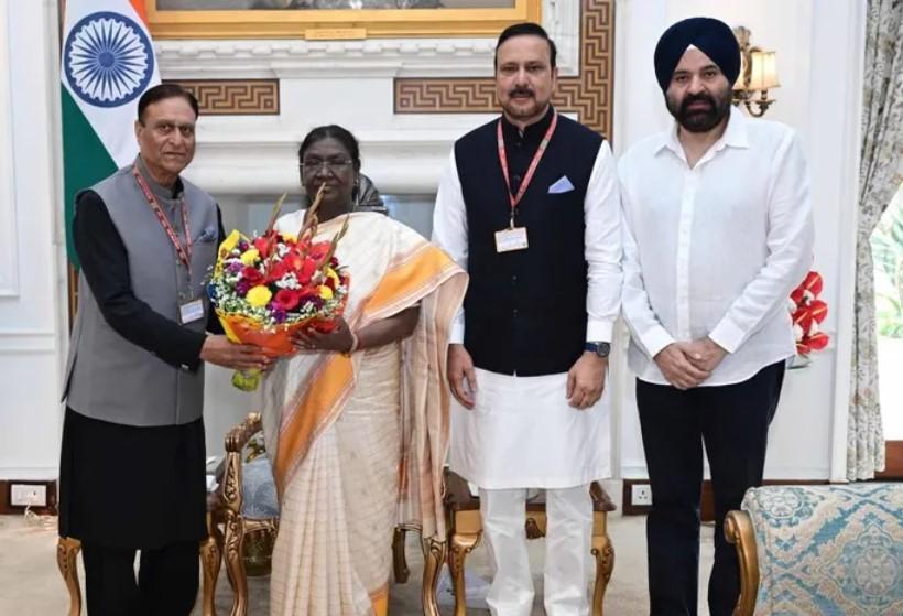 NC MPs meet President Murmu, seek early restoration of J&K’s statehood