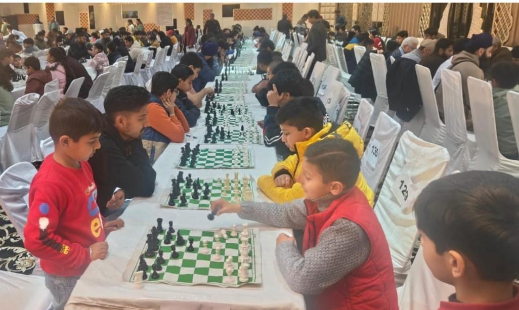 Dr. KD Multispeciality Hospital Organizes First of its Kind Mega Chess Tournament with 500 participants across JKUT