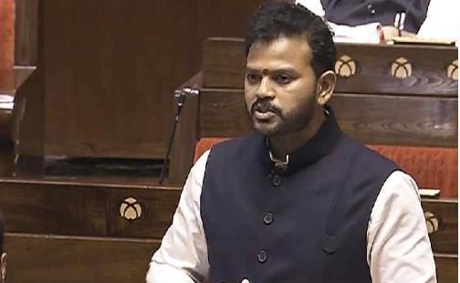 No airline, however large, will be permitted to cause hardship to passengers: Naidu