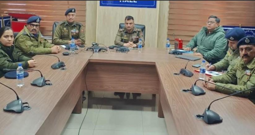 IGP Traffic  reviews post snowfall situation, traffic arrangements for Republic Day celebrations