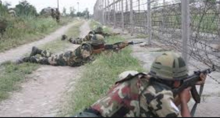 Pak shells 3 sectors along LoC in Poonch