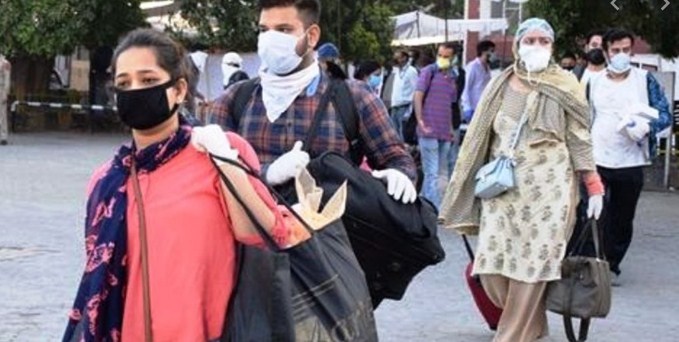 JK arranges 20 special buses to evacuate 470 JK migrant workers from Haryana
