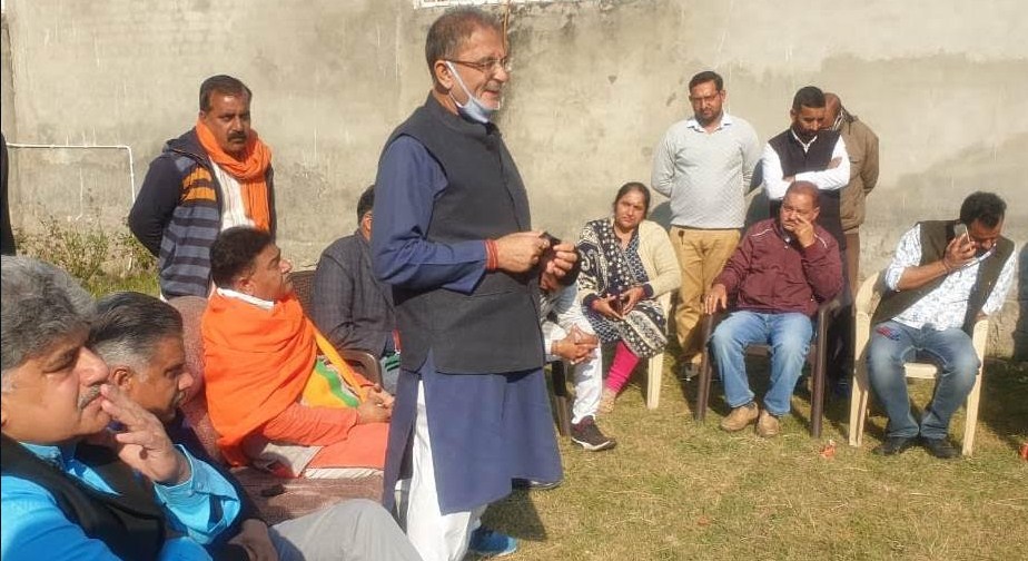BJP will clean sweep DDC polls: Kavinder