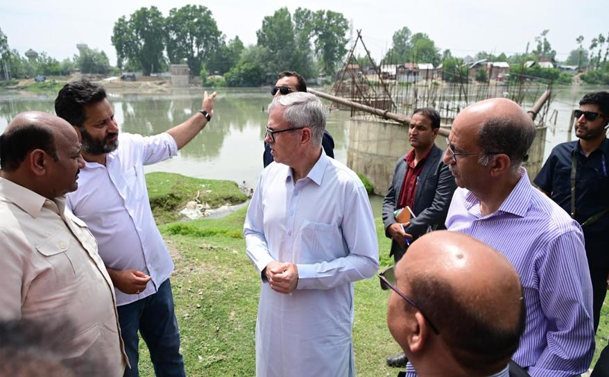 CM Omar Abdullah inaugurates, lays foundation of development projects worth ₹42.38 cr in Ganderbal