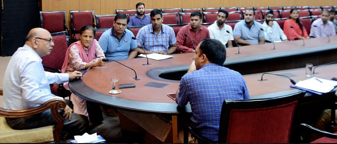 Advisor Skandan listens to people’s issues at Jammu