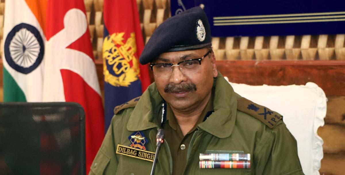 DGP J&K rewards 166 police personnel for their dedication, hardwork against COVID-19.