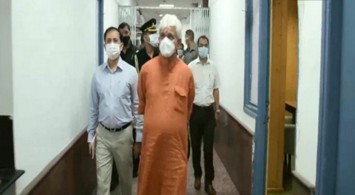 J-K Lt Governor Makes Surprise Visit To Civil Secretariat