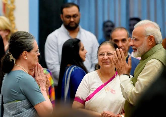 Ban Government ads, Stop 20,000 crore Delhi beautification plan to fight Covid-19: Sonia to PM 