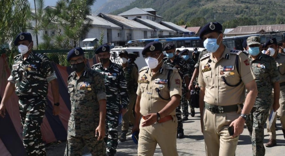 DG CRPF, DGP J&K visit Sopore, Baramulla