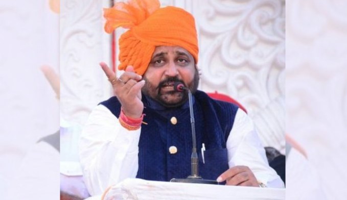 Rashtriya Rajput Karni Sena president Sukhdev Singh Gogamedi shot dead in Jaipur