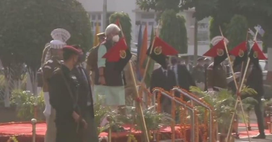 Lt Governor receives gaurd of honour as Civil Secretariat opens in Jammu