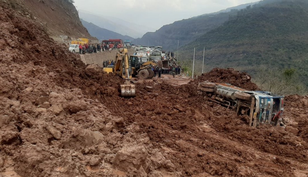 Jammu-Srinagar national highway blocked due to landslide