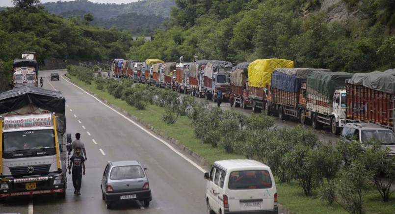 One-way LMV traffic from Jammu on highway today subject to motorable road conditions